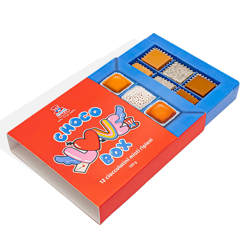 Choco Love Box, boîte de 12 chocolats assortis fourrés au beurre de cacahuètes, toffee et cookies & cream de 130g