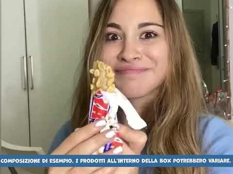 Snack box doux d'au moins 20 produits internationaux 